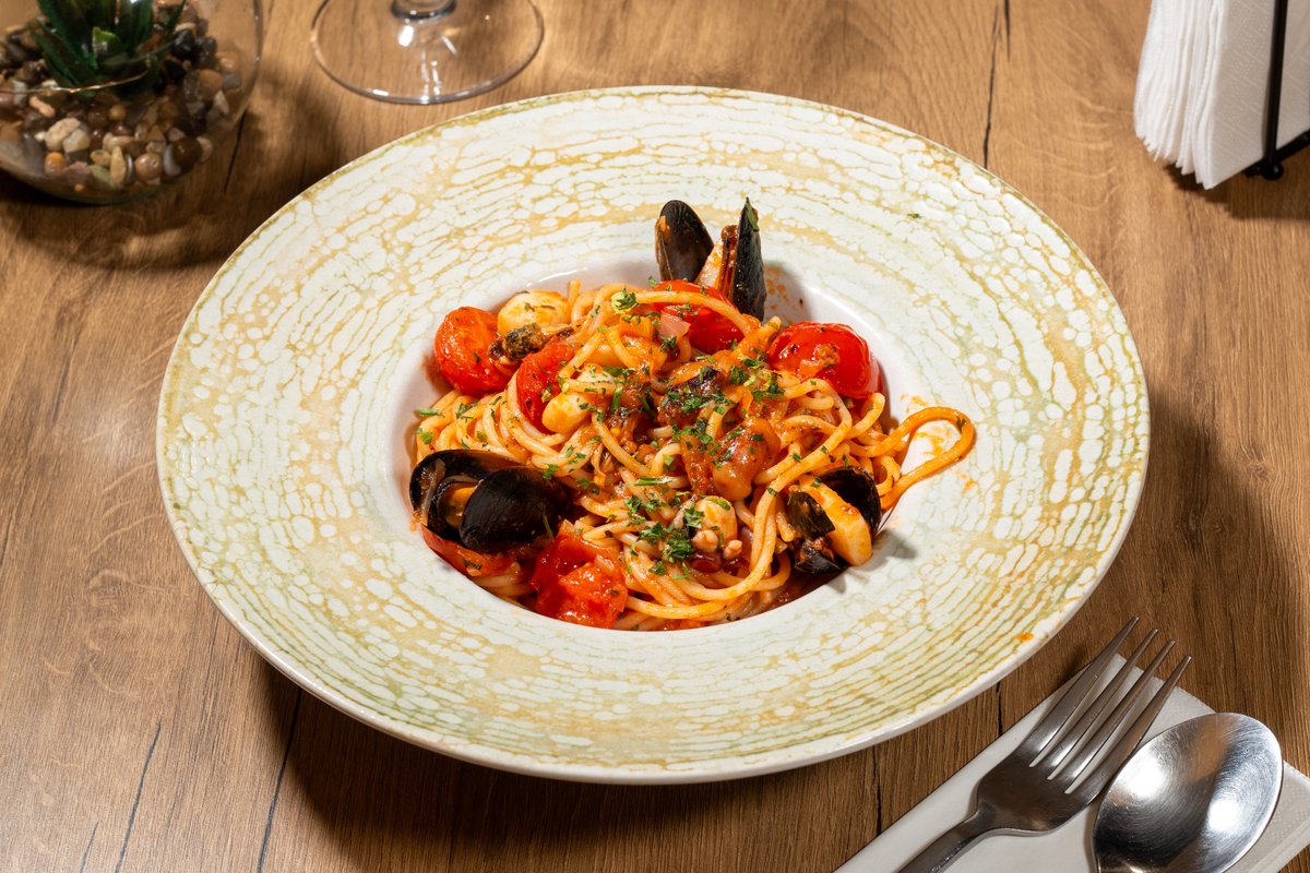 Spaghetti cu fructe de mare