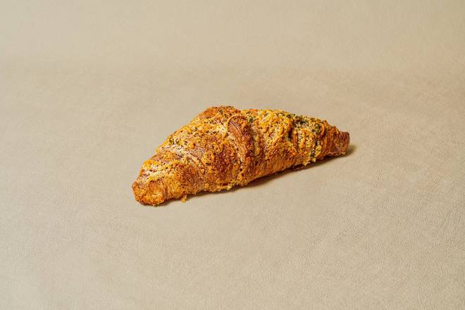 Garlic and Cheese Croissant