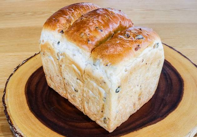 Multi Grain Pan Bread