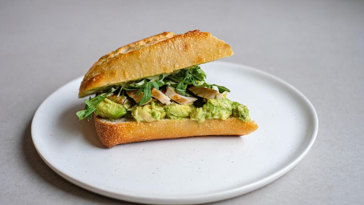 HALF AVO CHICKEN BAGUETTE