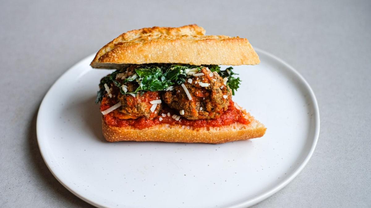 HALF MEATBALL BAGUETTE