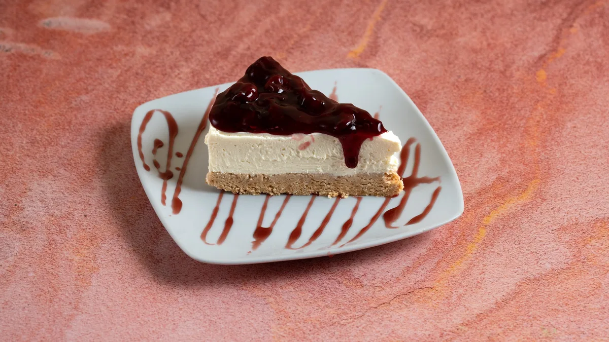 Cheesecake Μαυροκέρασο