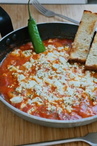 Creveți Saganaki