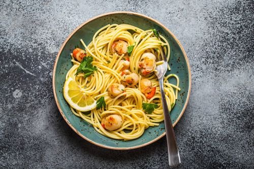 Tagliatelle cu fructe de mare