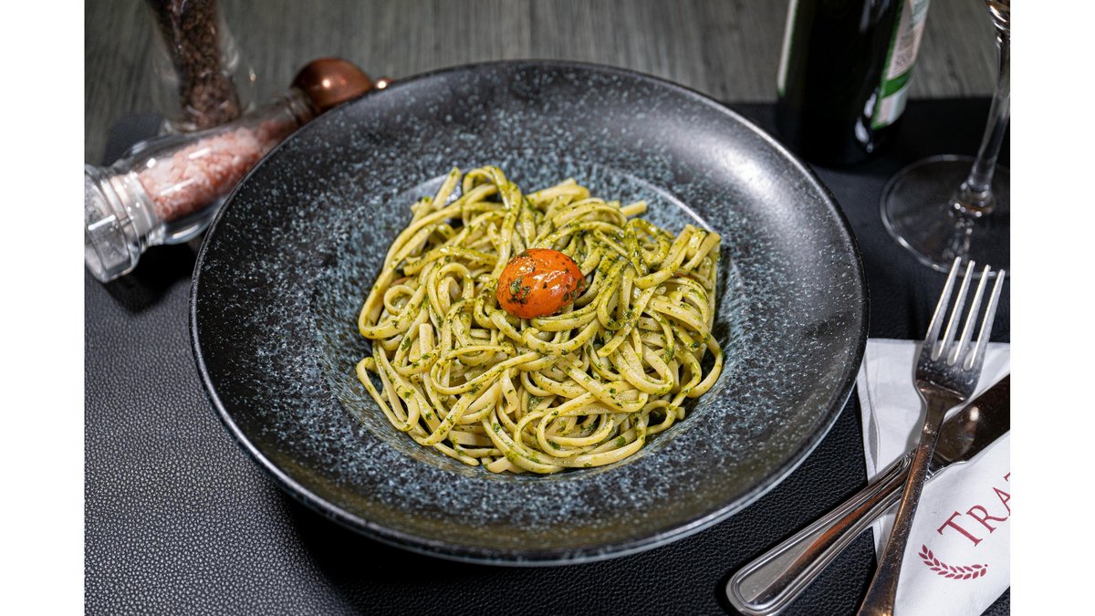 Linguini genovese