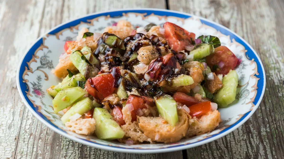 Σαλάτα Panzanella