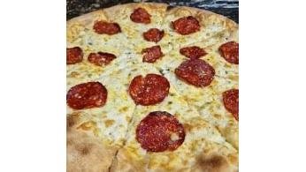 Quattro Formaggi E Chorizo