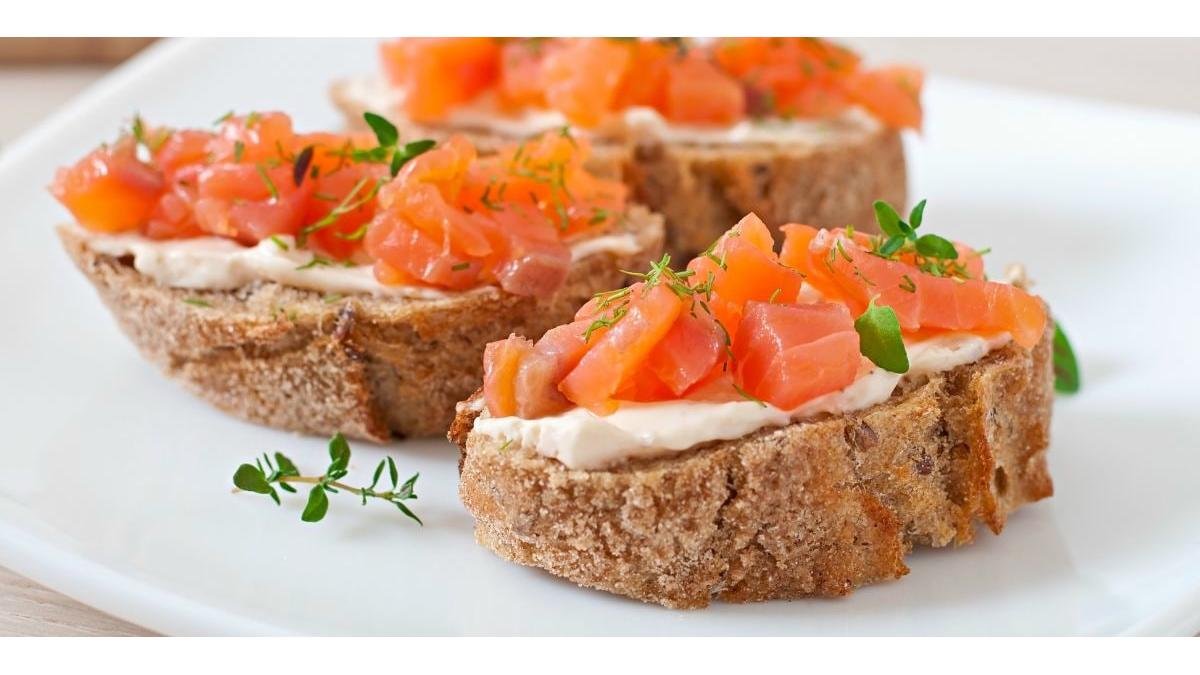 Crostine al Salmone/Crostini cu somon