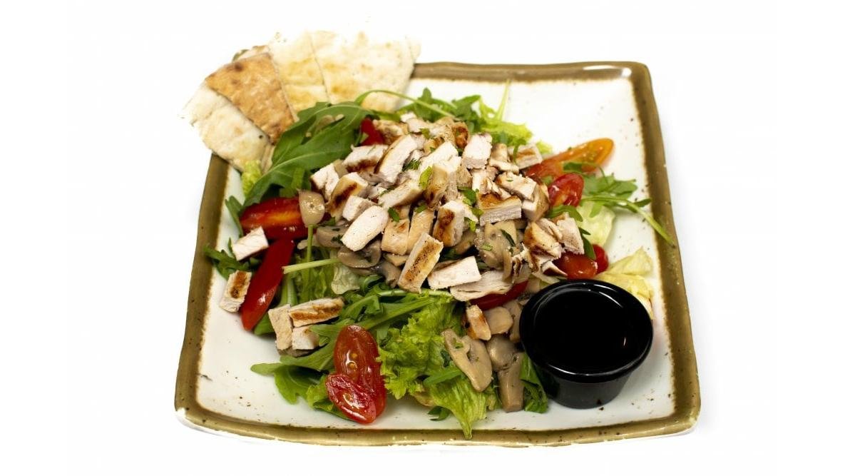Insalata di Pollo/Salata cu pui
