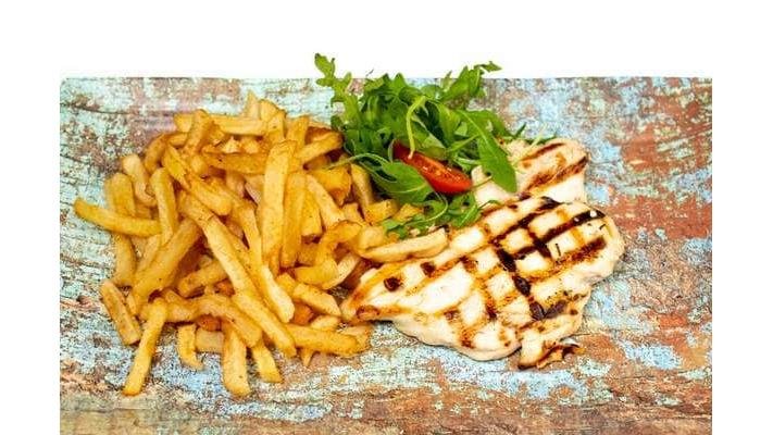 Petto di Pollo Alla Griglia/Piept de pui la gratar