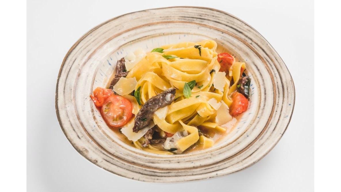 Tagliatelle al Magro di Manzo/Tagliatelle cu carne de vită