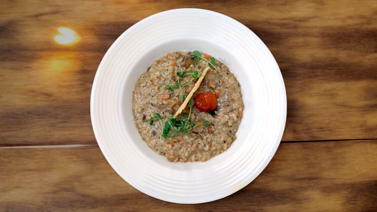 Vargányás risotto szarvasgomba krémmel