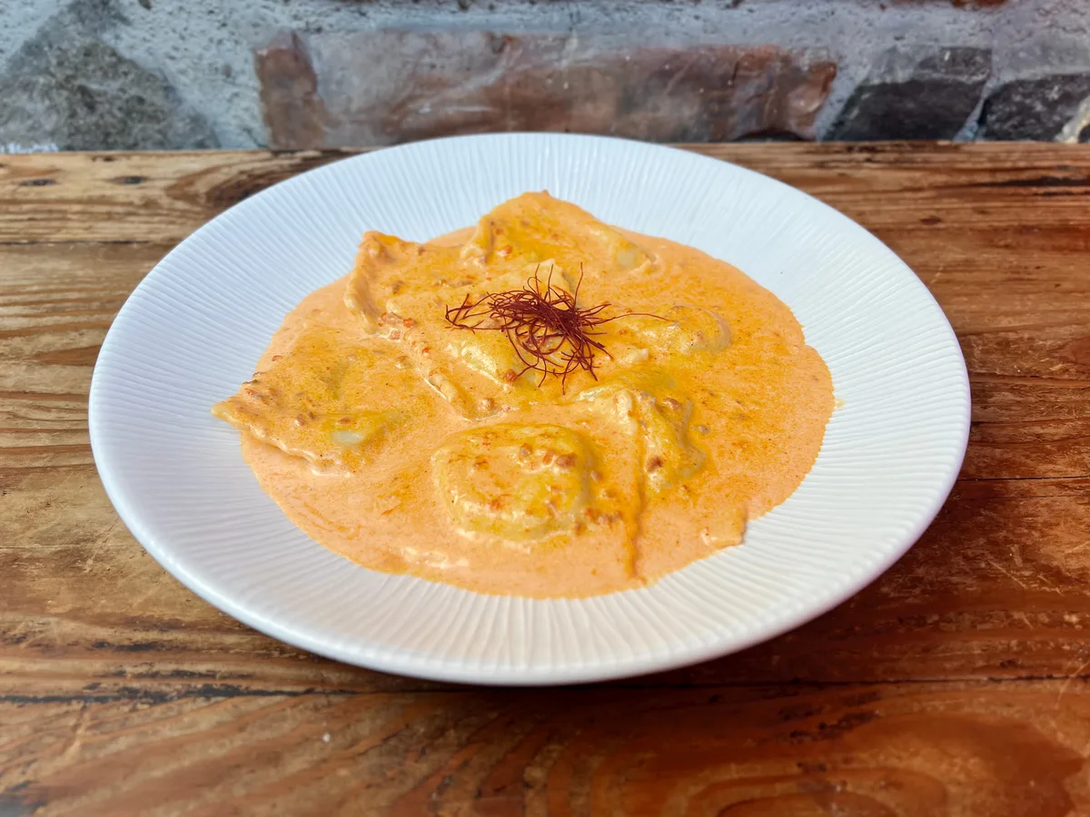 Kacsamellel töltött ravioli