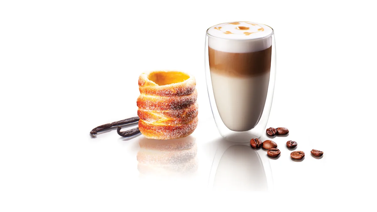 Malá Trdlosvačinka s latte macchiato nebo cappuccino☀️