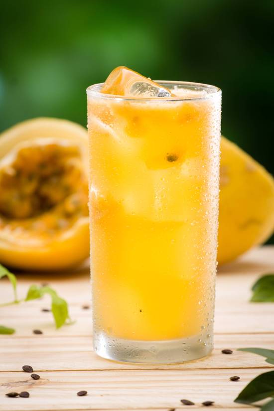 Passion fruit juice (16oz)