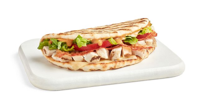 Chipotle Chicken Club Flatbread