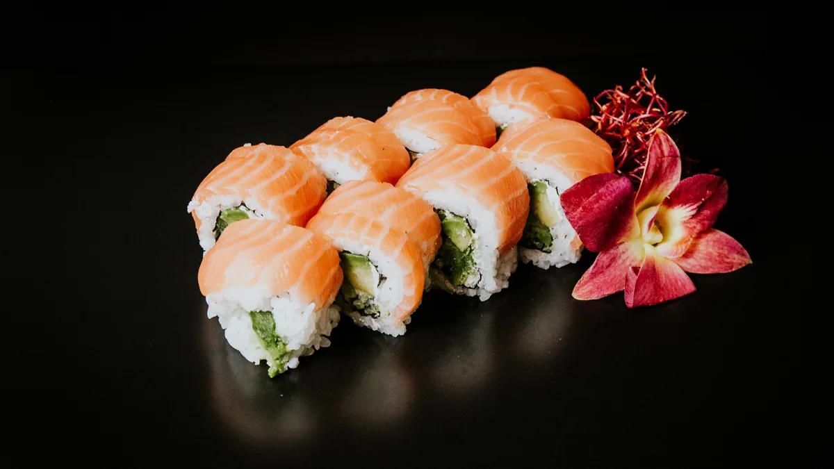 Uramaki california łosoś