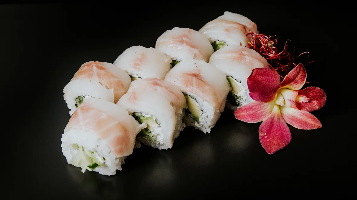 Uramaki dorada