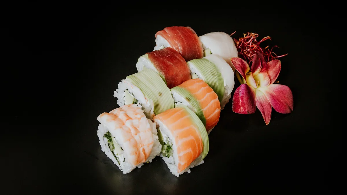 Uramaki rainbow
