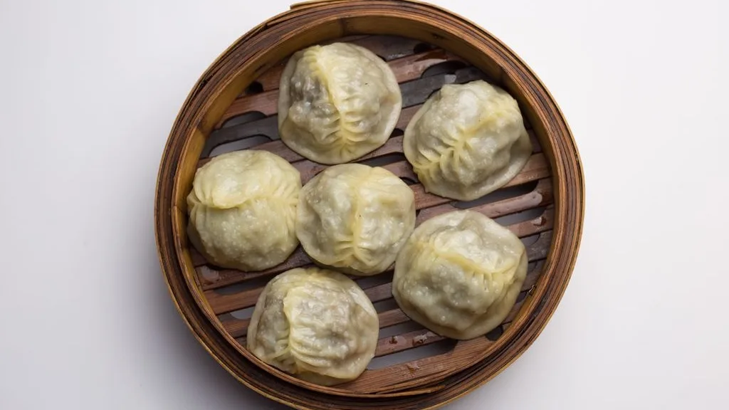 Манты с говядиной (6 шт)
