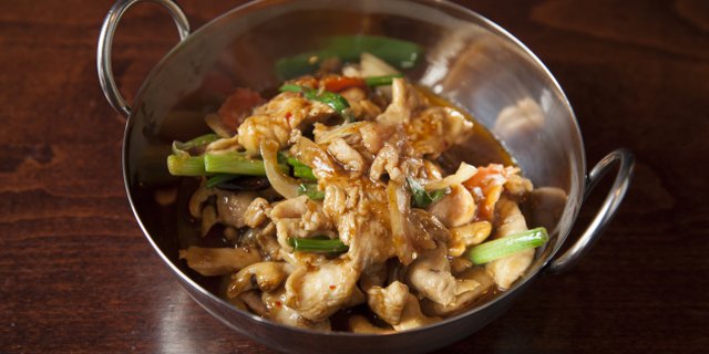 Cashew Nut and Roasted Chili Stir-Fry