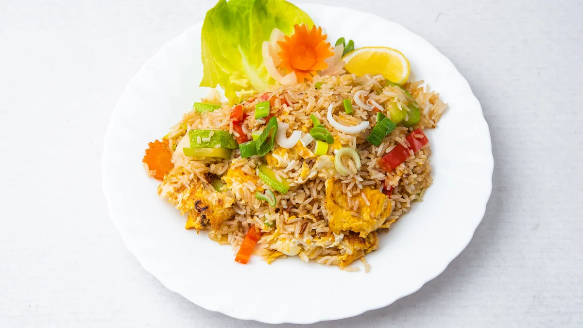 Vegeterijanski tajlandski pirinač