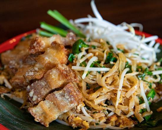 Crispy Pork Belly Pad Thai
