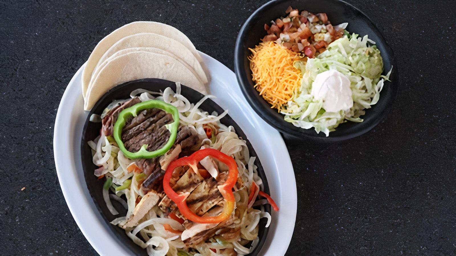 Sirloin and Chicken Combo Fajita*