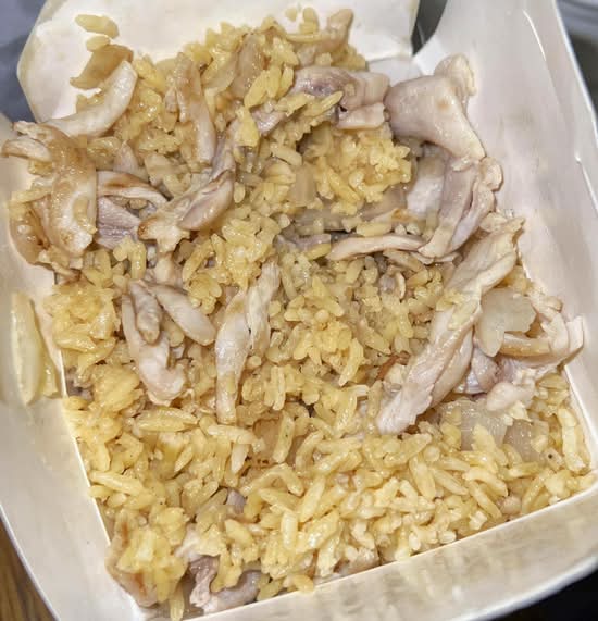 30. Chicken Fried Rice (Large) 鸡炒饭大