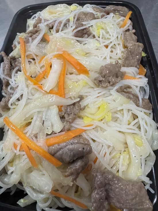 46. Beef Mai Fun (Large)牛米粉大