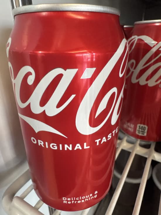 Coke (Can)
