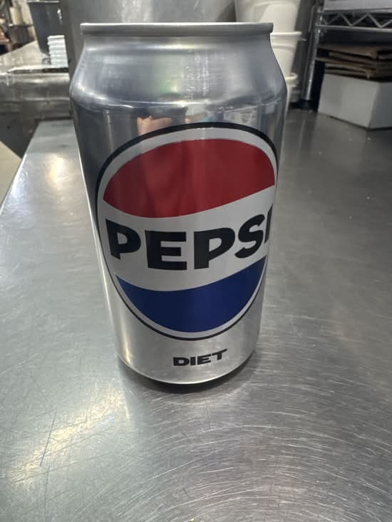 Diet Pepsi  (Can)