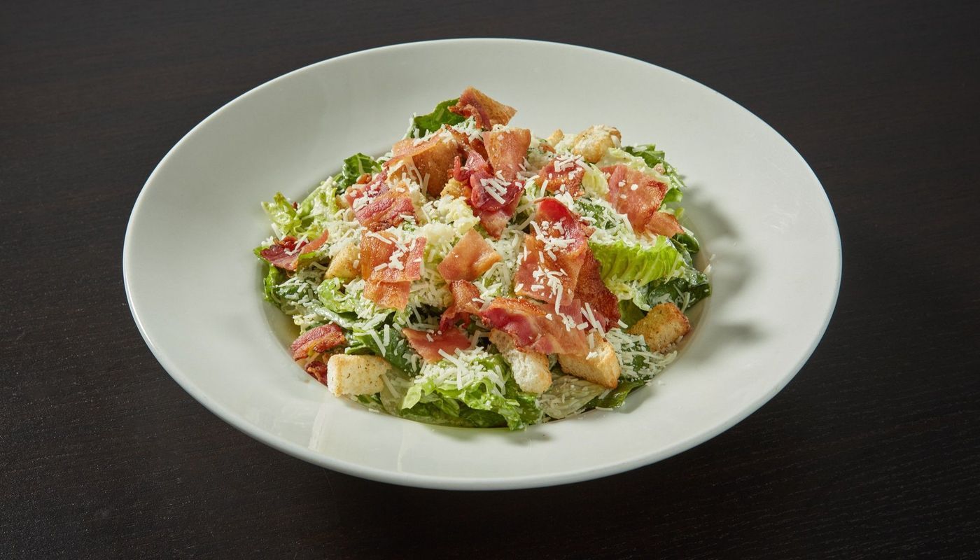 Full Garlic Caesar Salad