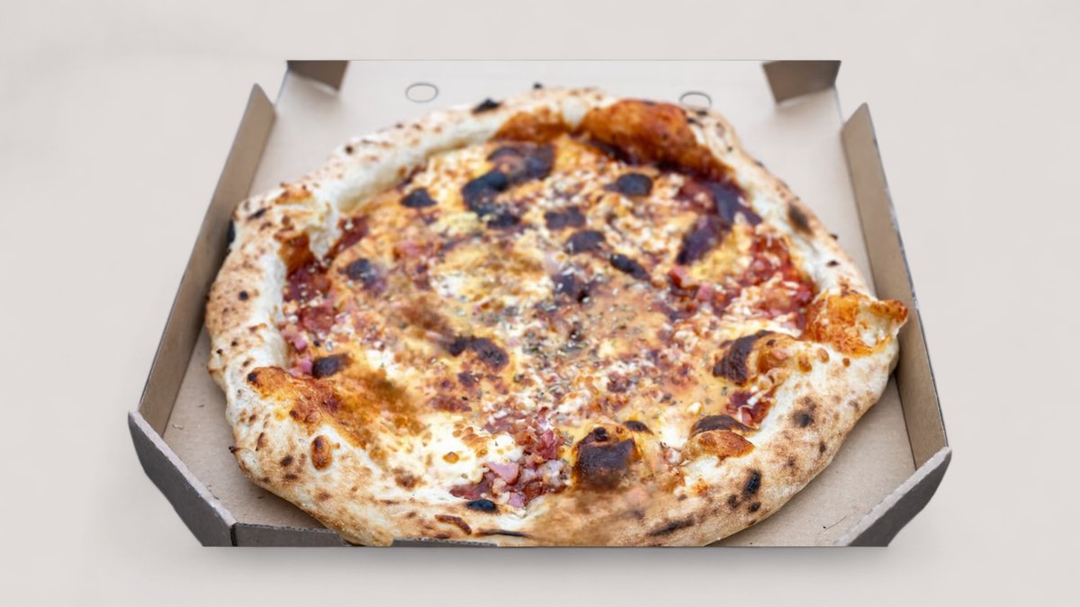 BBQ bacon pizza