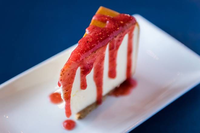 NEW YORK STYLE CHEESECAKE