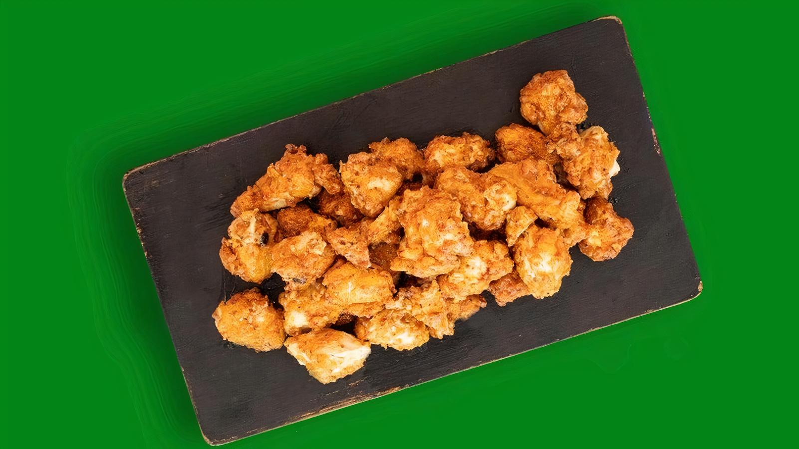 30 BONELESS WINGS