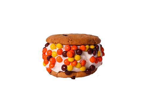 Reeses Pieces Cookiewich