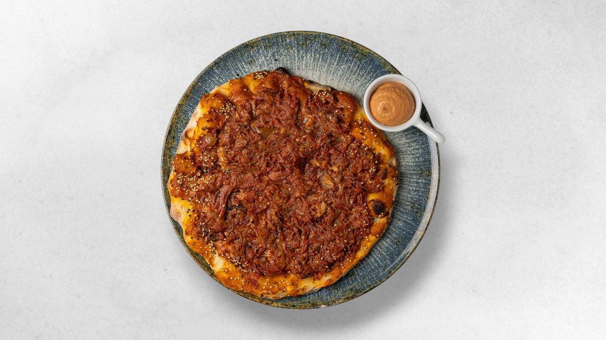 Pizza mit Pulled Beef