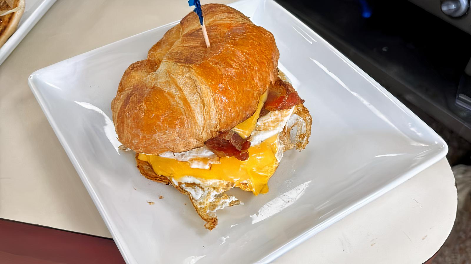 The Cracked Croissant