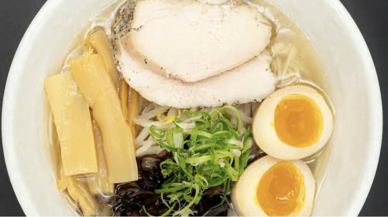 R4. Shio Ramen (Thin Noodles)