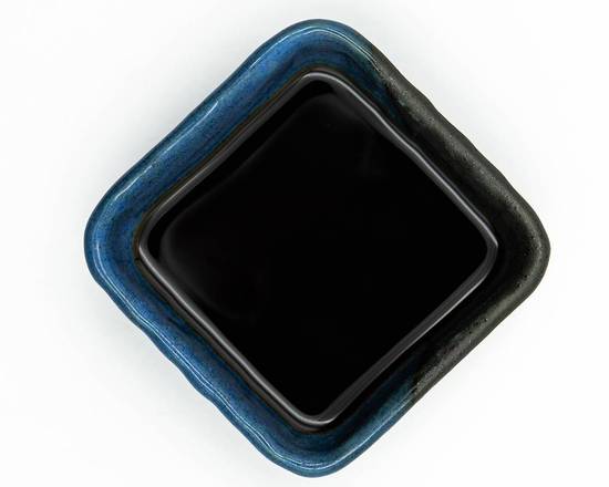 T12. Black garlic oil