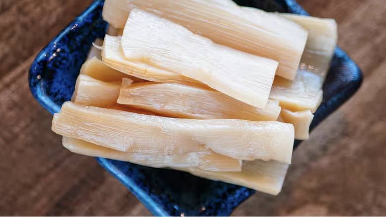 T7. Bamboo Shoots