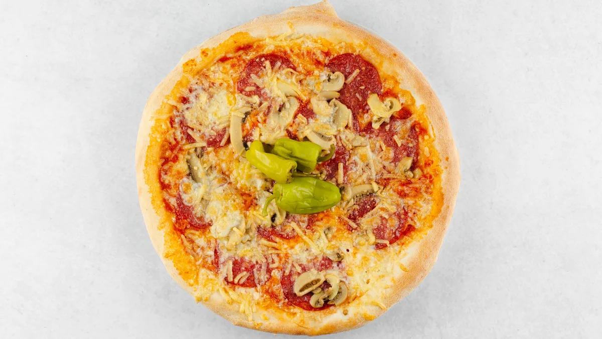 Pizza Pikantna
