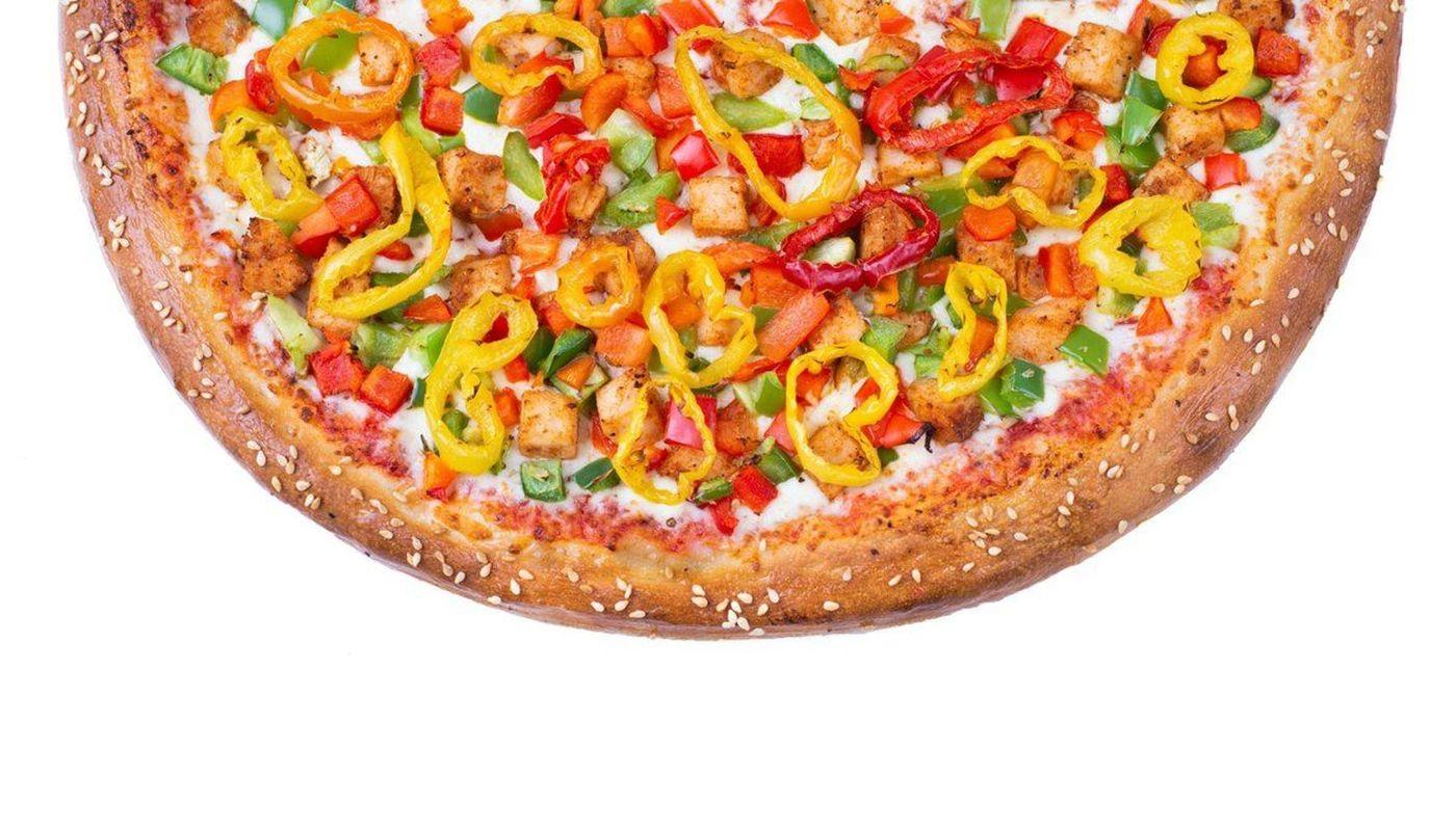 Medium Spicy Chicken Pizza