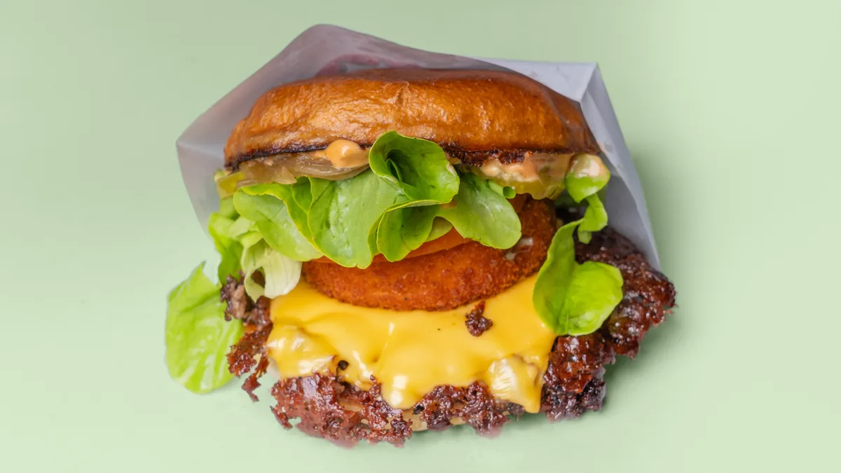 Camembert Burger