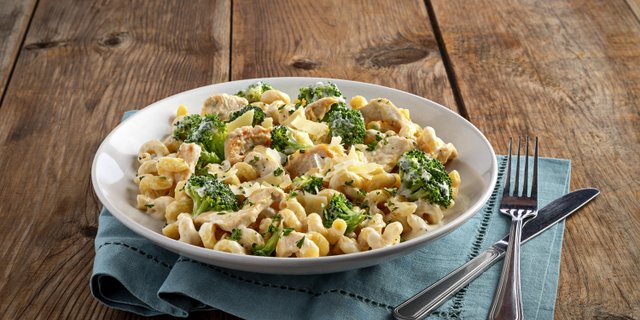 Chicken and Broccoli Alfredo