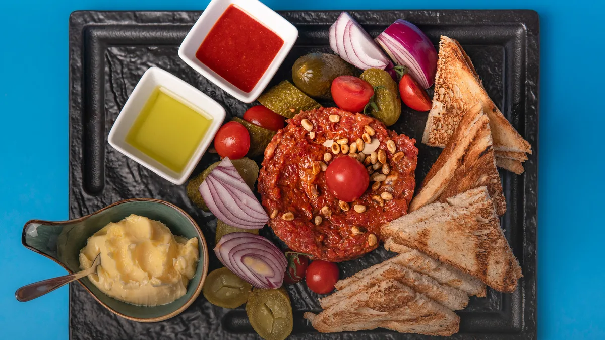 Tatar biftek