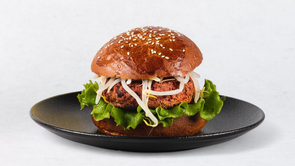 Burger na vrtu