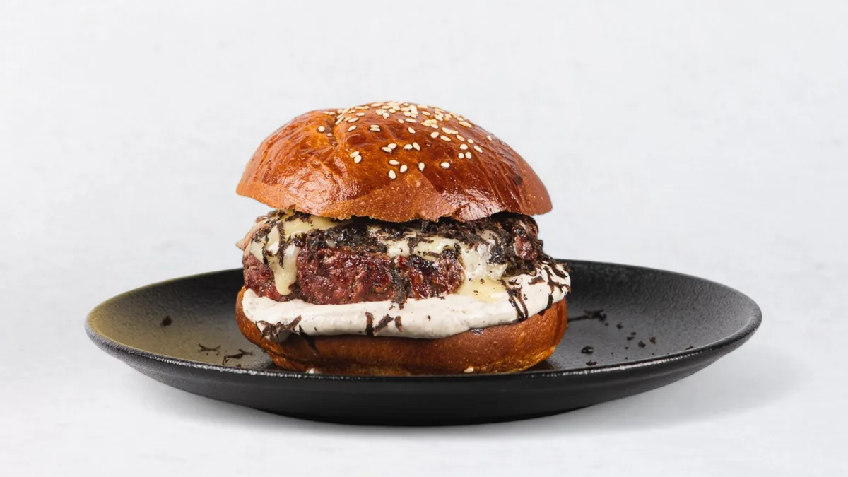Burger z ištrijanom