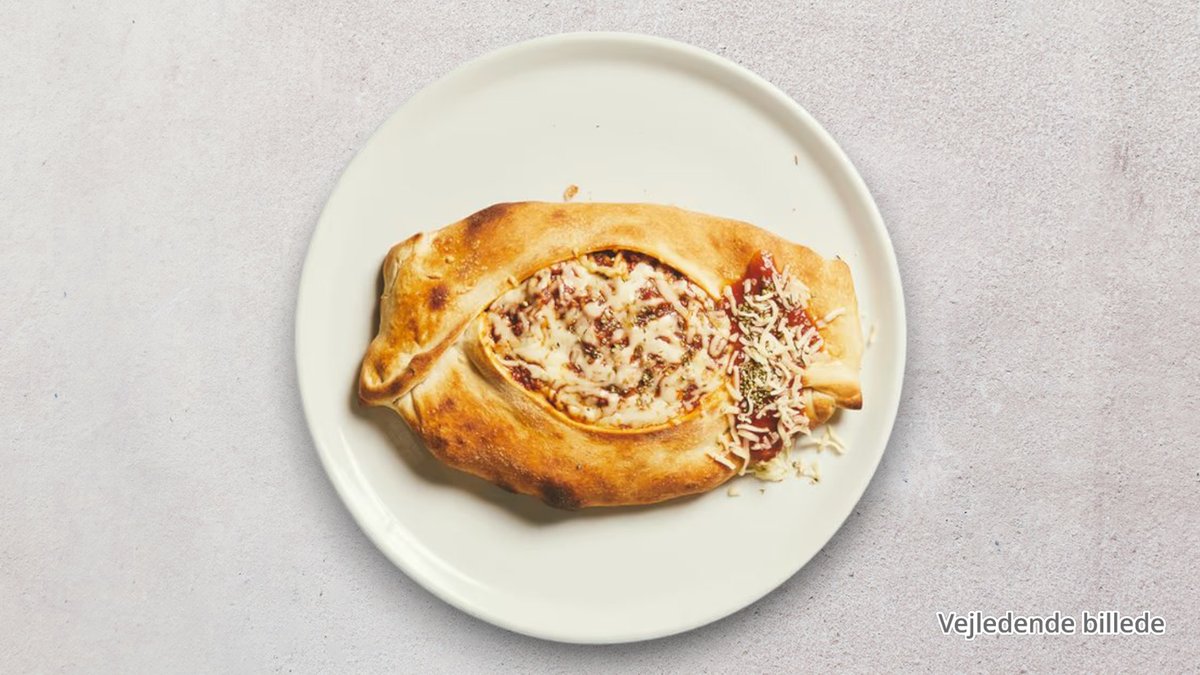 Pizza 48A (halvt indbagt)